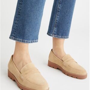 Vionic Beige Suede Lug Sole Penny Loafers size 7